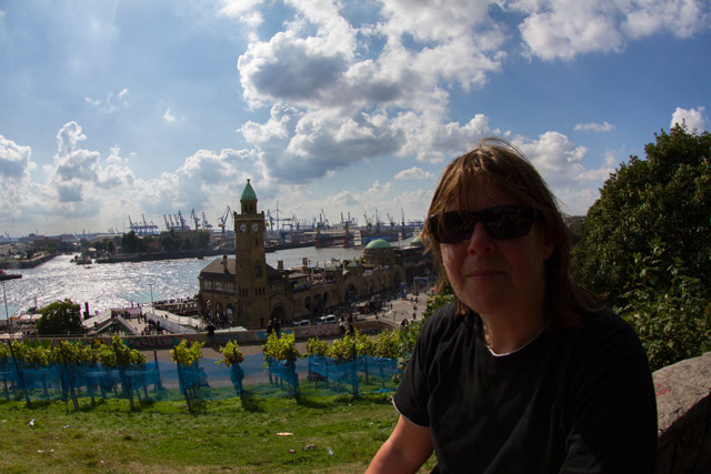 ich-sitze-auf-dem-balkon-am-stintfang