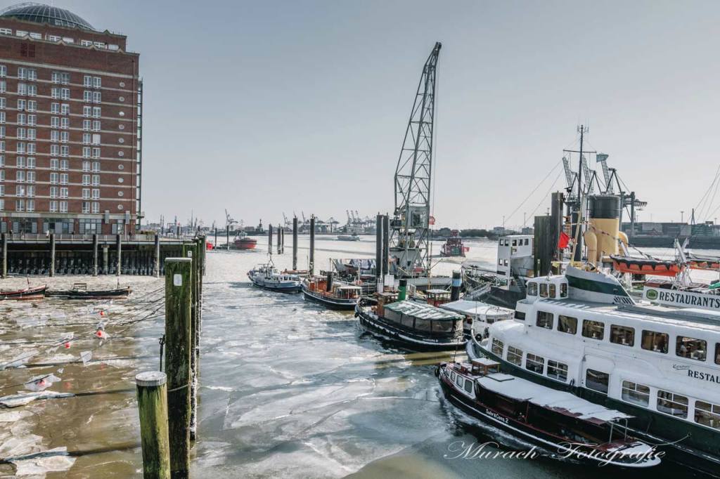 museumshafen-im-winter