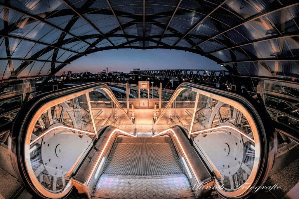 blick-ueber-die-rolltreppe