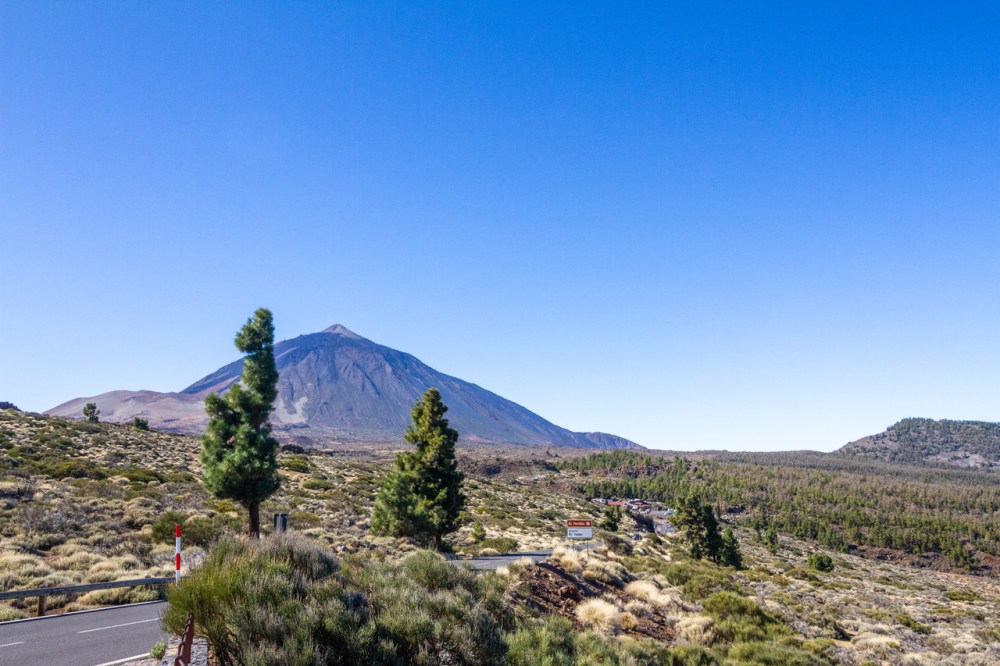 landstrasse-in-den-bergen-teneriffa-murach-fotografie