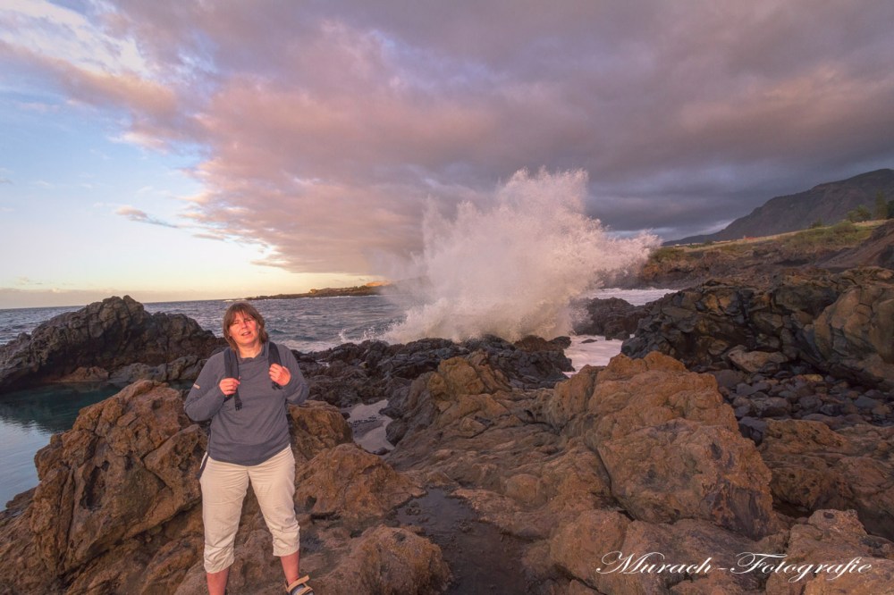 ich-auf-lavagestein-am-meer-murach-fotografie