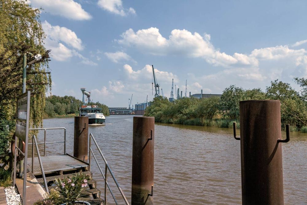 die-cranzer-faehre-kommt-murach-fotografie