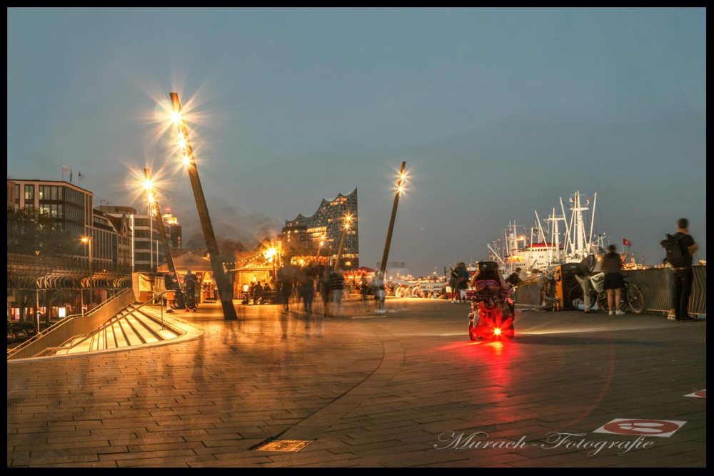 promenade-am-baumwall-zur-blauen-stunde-murach-fotografie