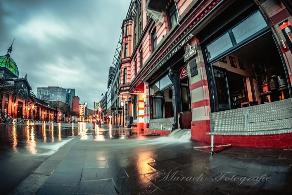 ueberflutete-haeuser-am-fischmarkt--murach-fotografie