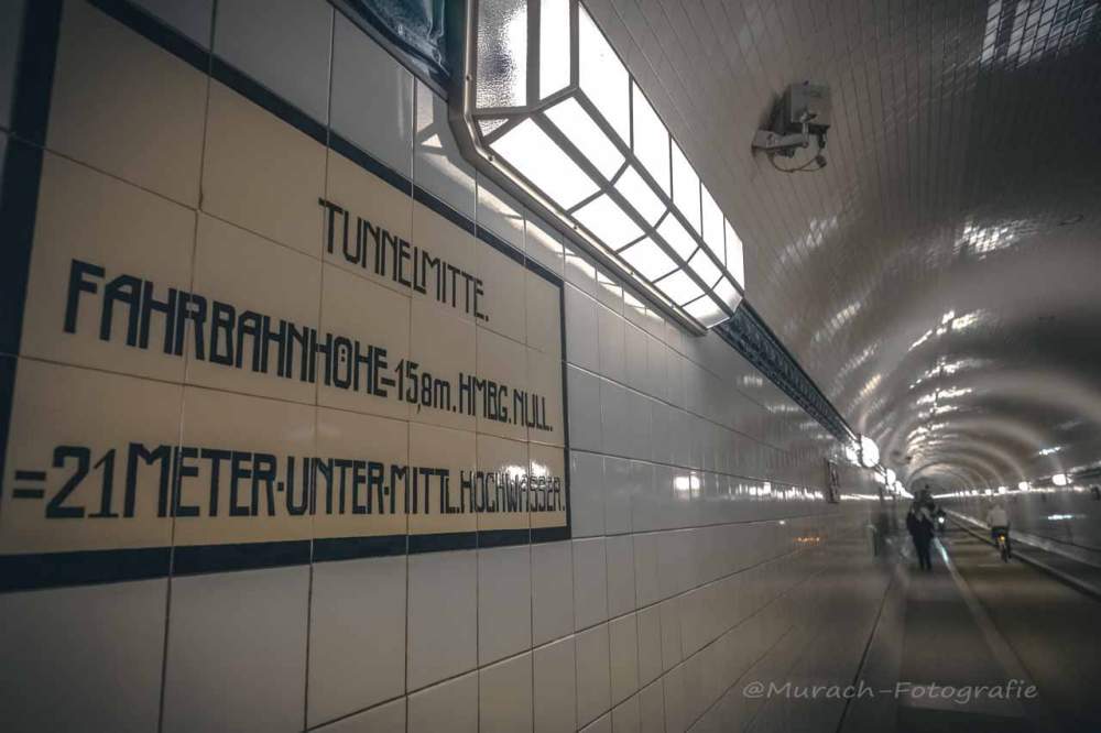 schild-tunnelmitte-murach-fotografie