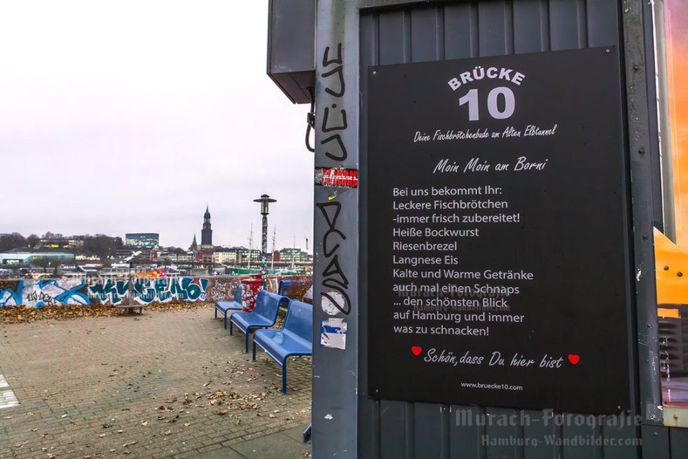 blick-vom-imbiss-auf-die-landungsbruecken-murach-fotografie